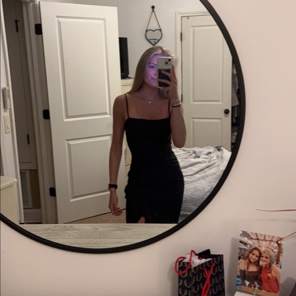 Prom dress - Picture 2 of 5